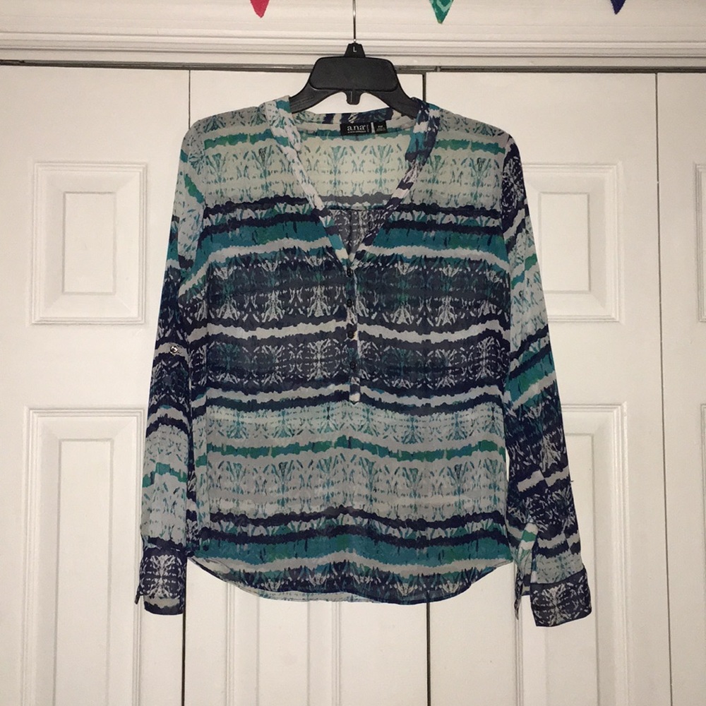 Blue patterned long sleeve shirt